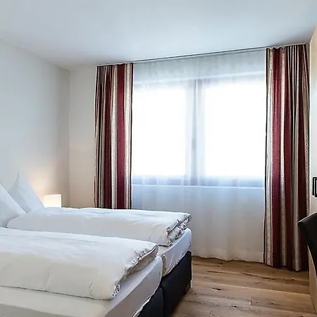Sleeps 6 Wifi